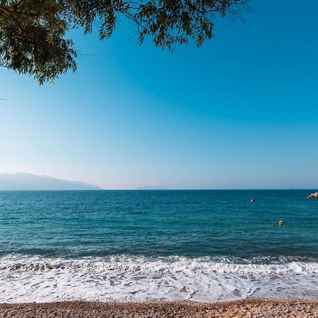 Mazarine Hotel, Vlore, Albania Radhime Luaran gambar