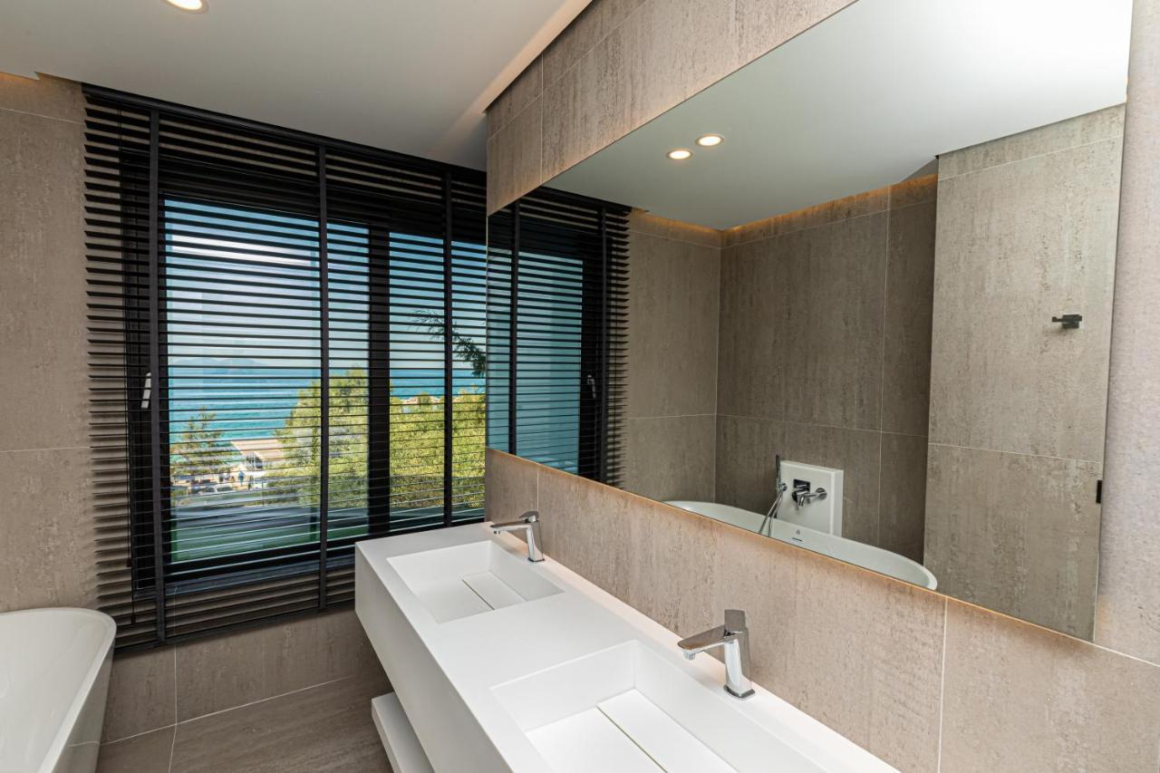 Mazarine Hotel, Vlore, Albania Radhime Luaran gambar